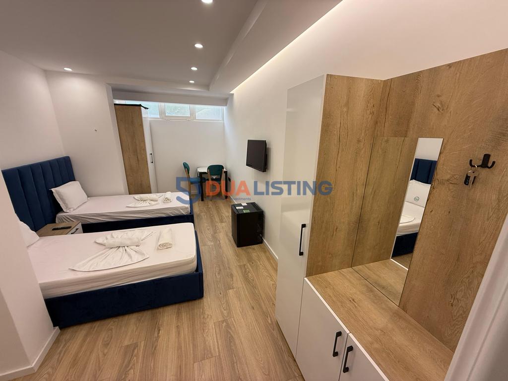 Shesim godinë 2-katëshe në një nga zonat më të kërkuara të tiranës ideale për hotel boutique, airbnb, booking apartments, klinikë