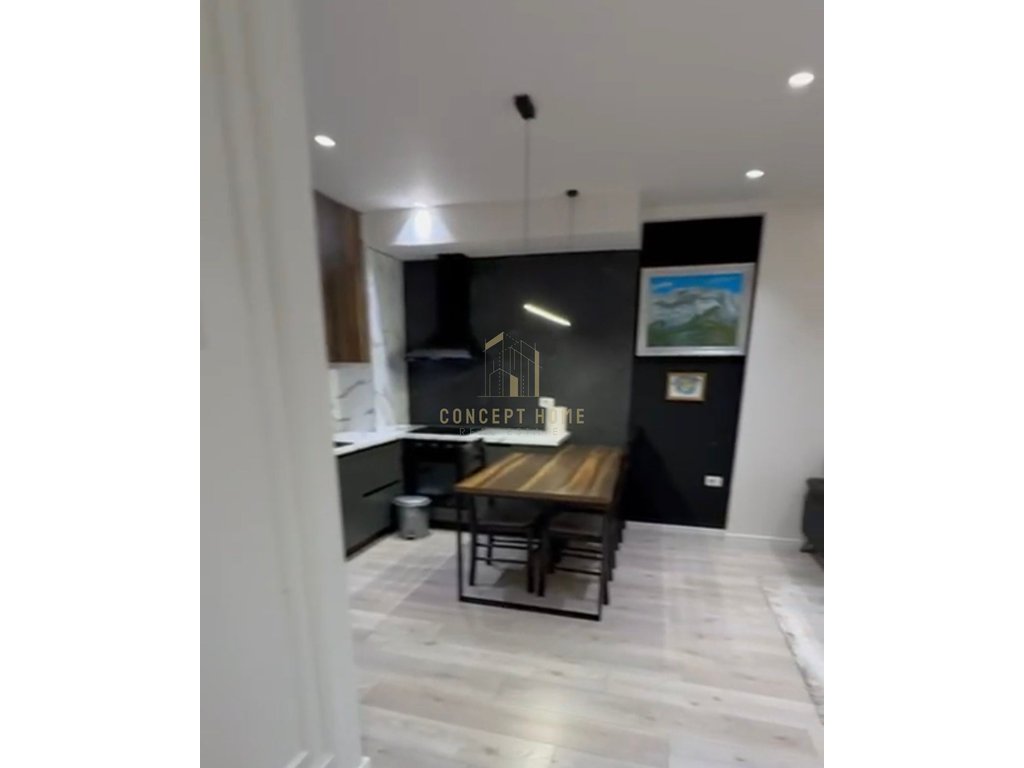 Appartamento 1+1 in affitto ad Astir, Tirana