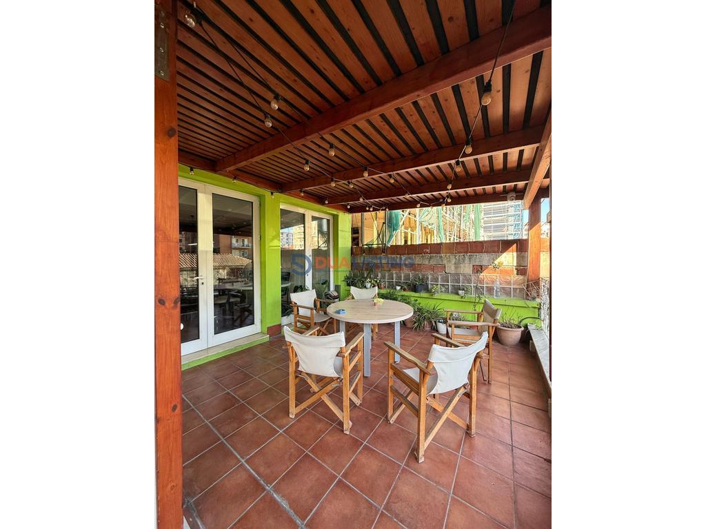 Appartamento in vendita con veranda – Blocco, Tirana