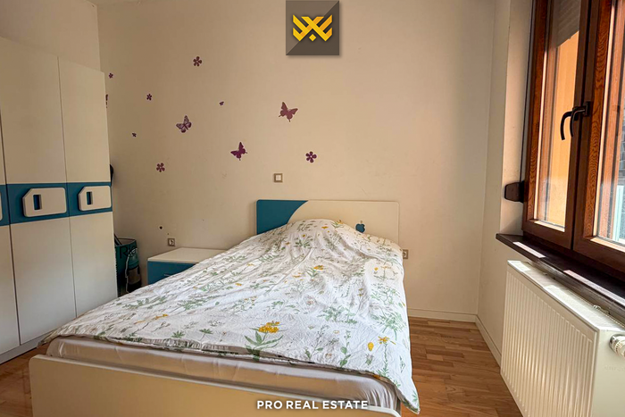 Apartamento de 98,7m² para alugar em Lakrishtë