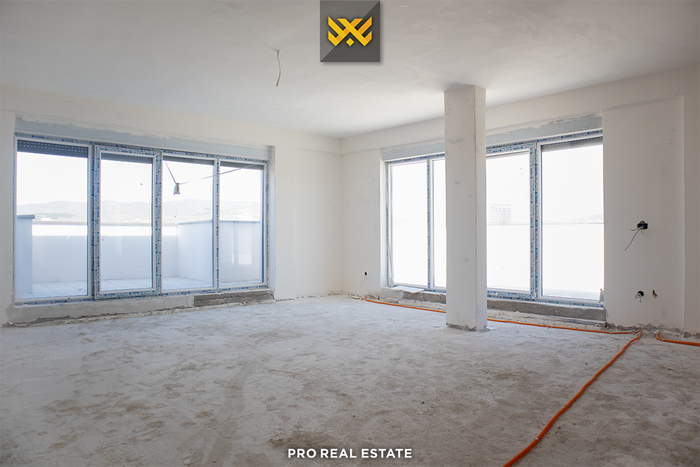 Wohnung 190m² + 80m² zum #verkauf in Prishtina e Re