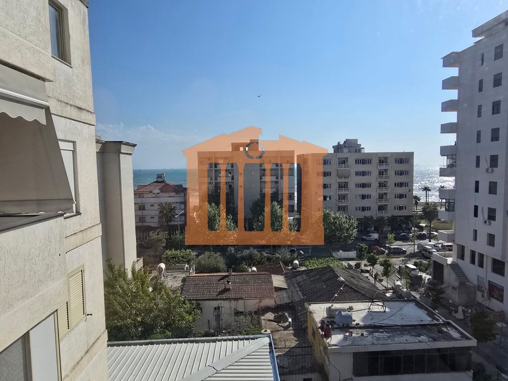 Apartamento 1+1 na praia durres, à venda!