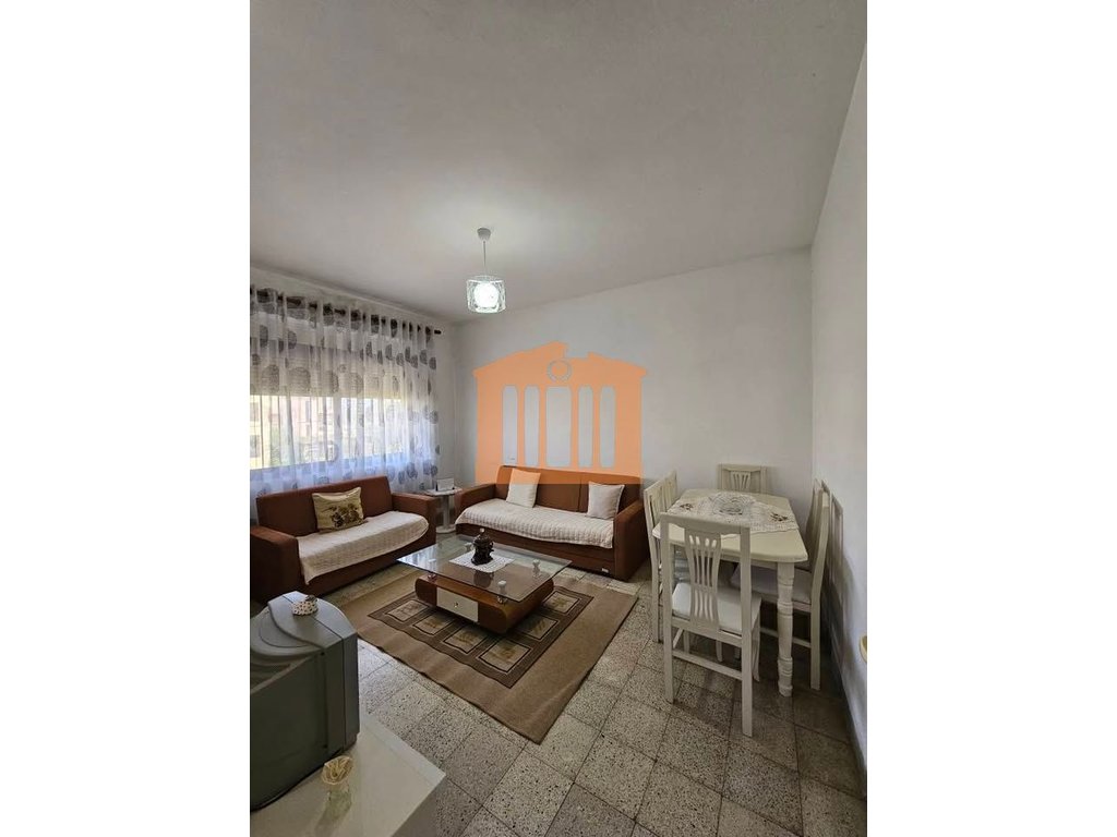 Apartamento 2+1 en los barrios, ¡en venta!