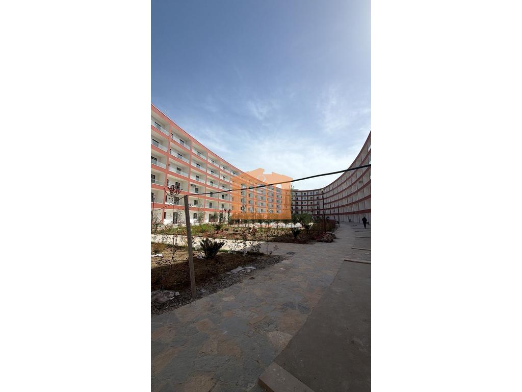 Due garsoniere nel residence eon in vendita!