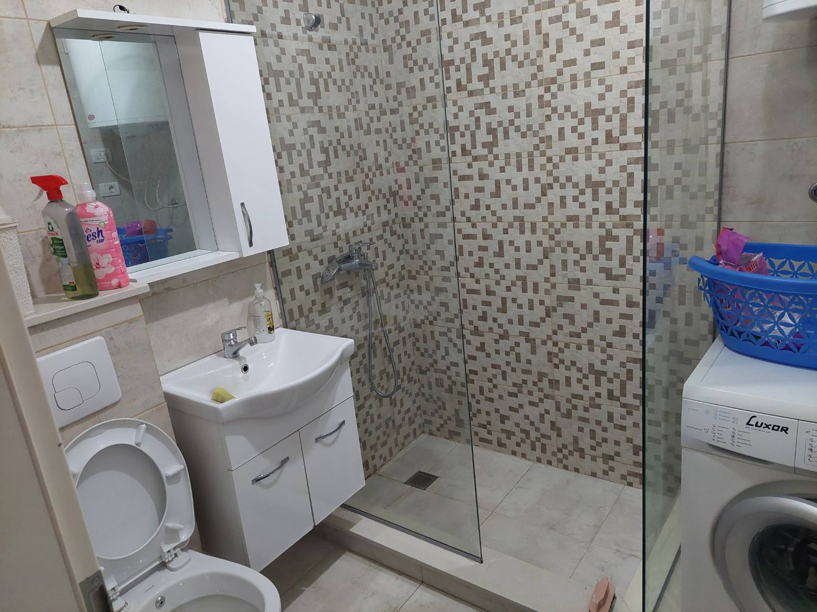 2+1 wohnung zur miete in Bregu i Diellit