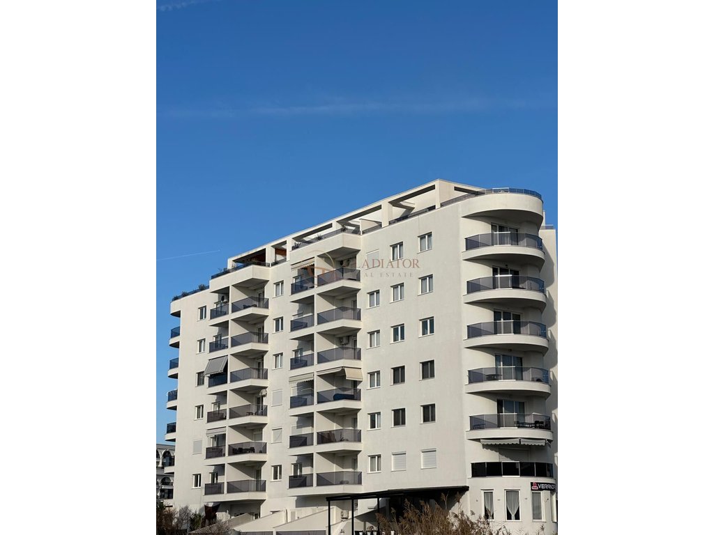 Apartment 1+1 for sale in golem near hotel premium!