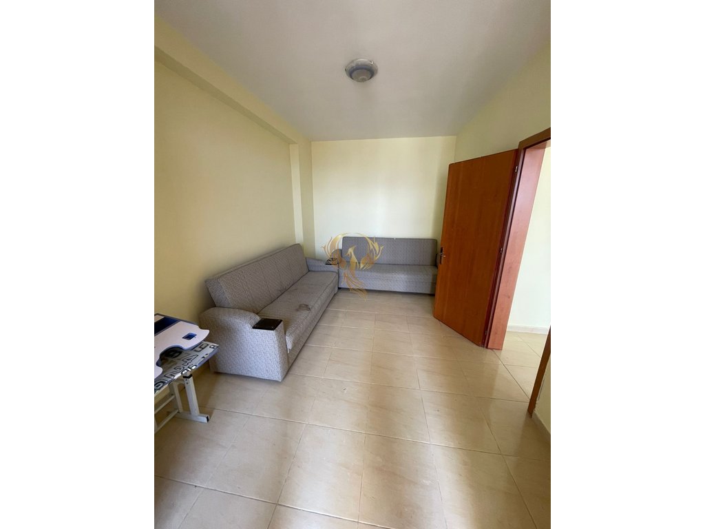 Apartment zum verkauf 2+1+2 block in der nähe von harry flutz