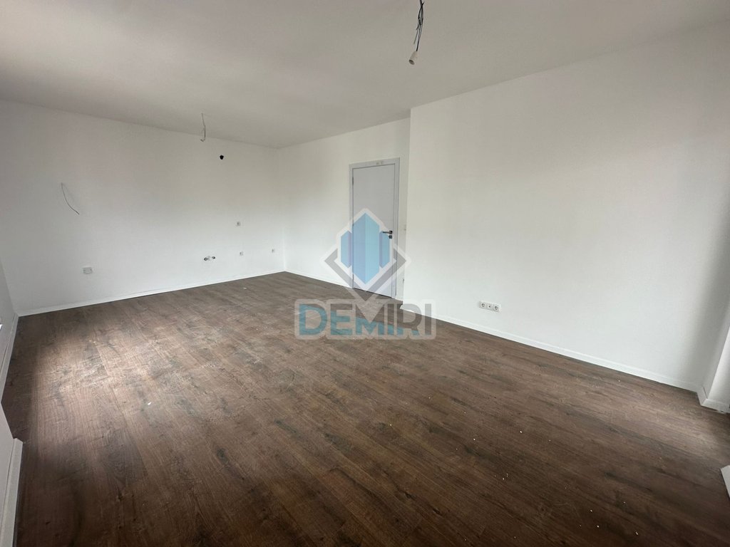 Banesë në shitje – 81.48m² |Fushë Kosovë rruga tahir zemaj.