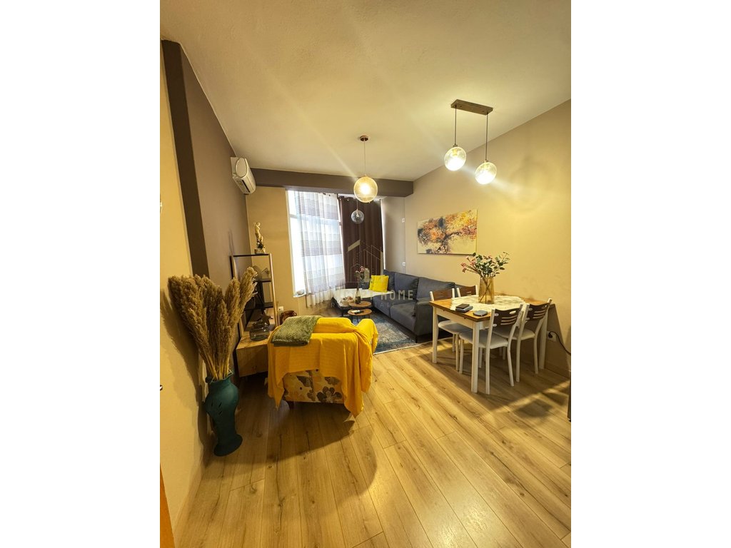 Appartement 1+1 à louer à Astir