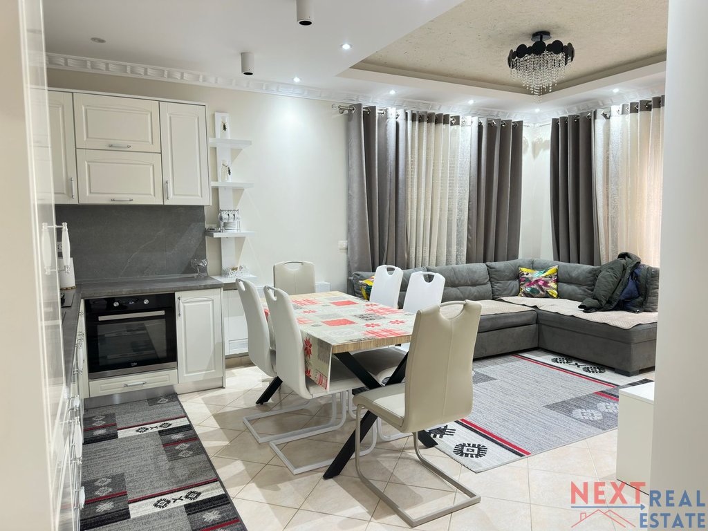 2+1+2 wohnung zur miete – Lungomare, Vlorë