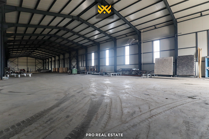 Depósito de 3600m² en alquiler en Lipjan