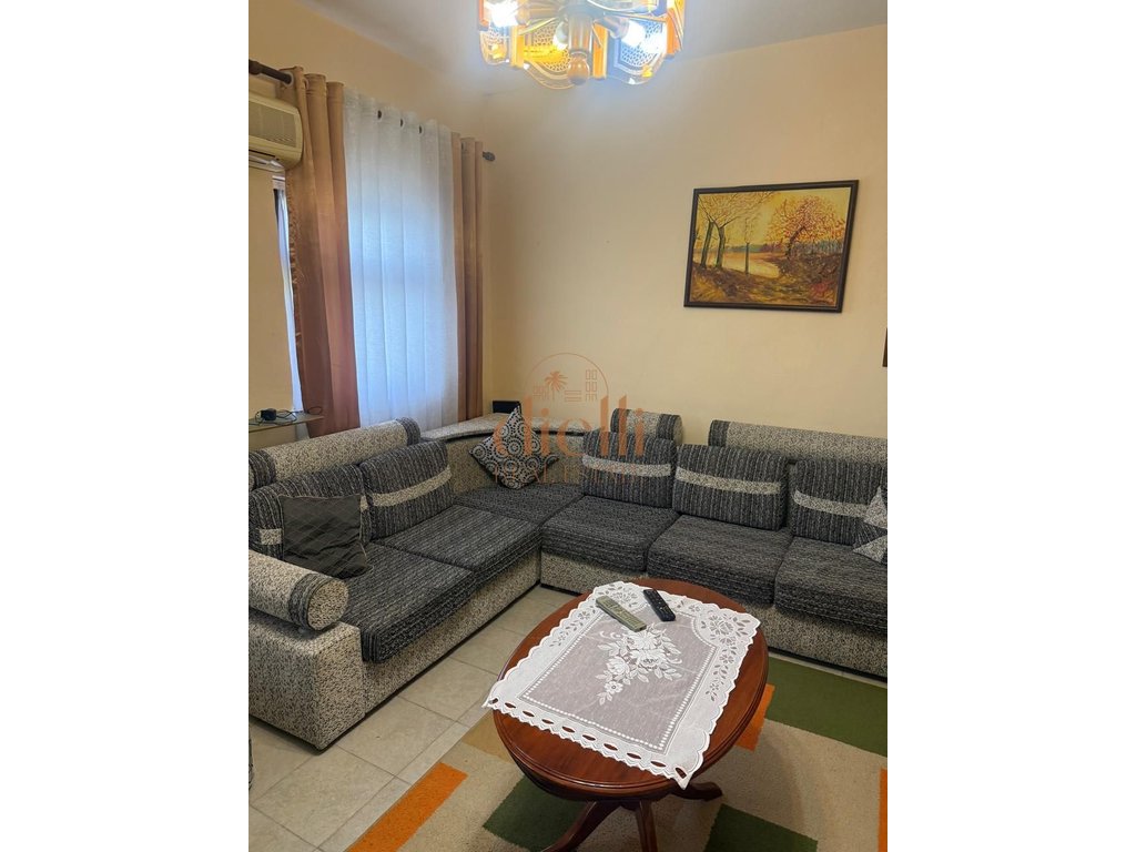 Apartament 2+1 per qira ne tufine