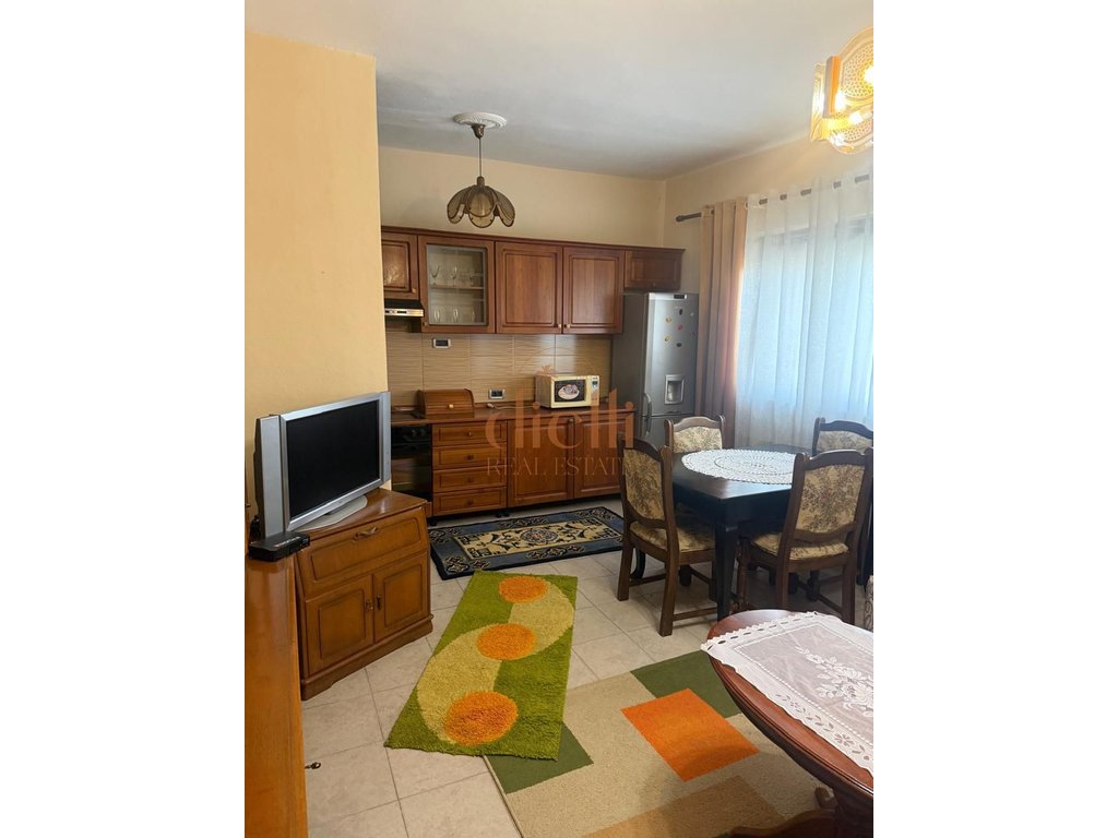 Apartament 2+1 per qira ne tufine (2)