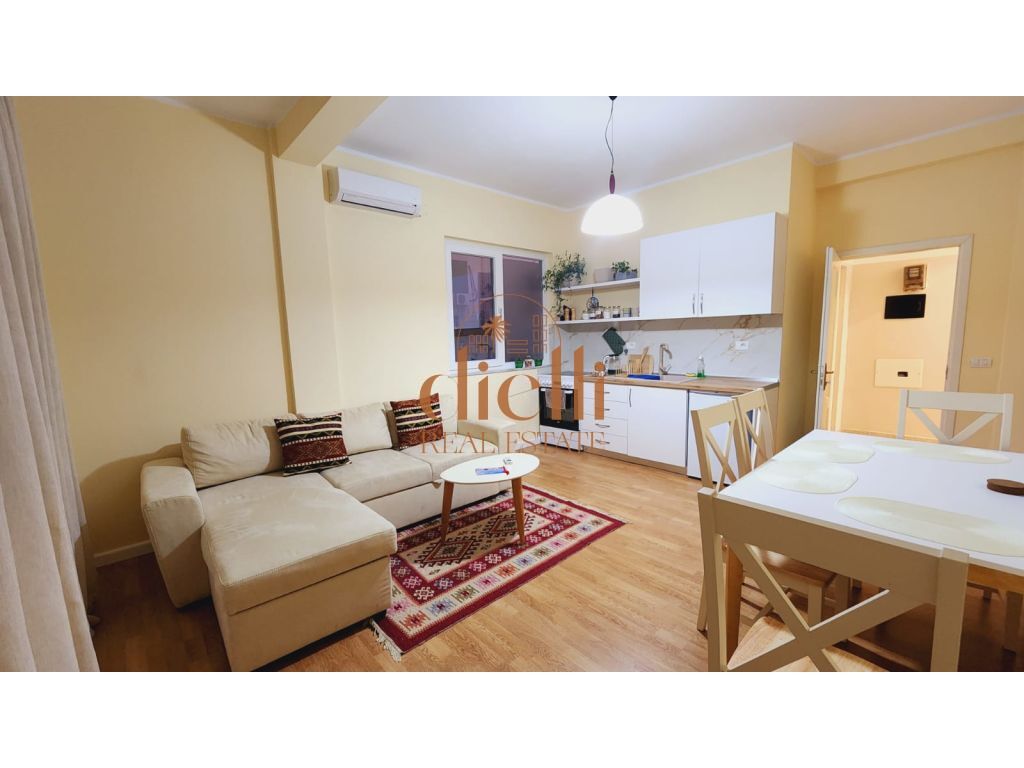 Apartamento 2+1 en alquiler, 21 dhjetori