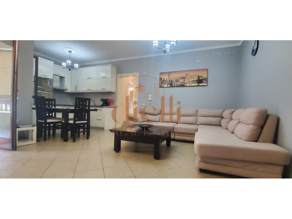 Apartment 2+1+2 for sale at botanic garden