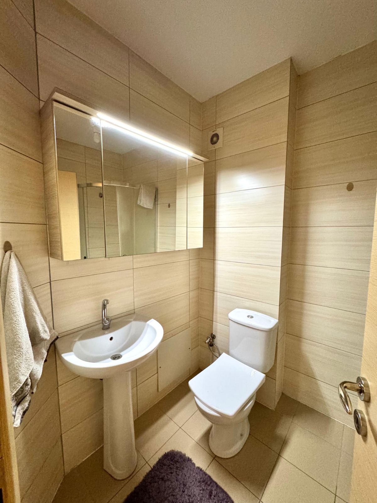 Appartement à louer 1+1 à Bregu i Diellit