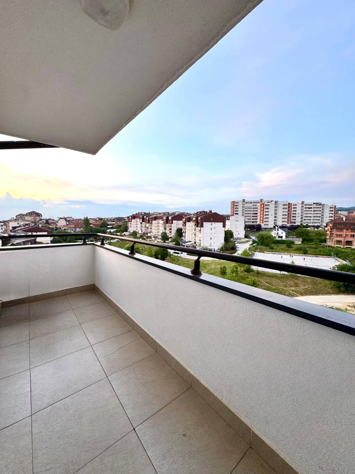 Appartement à louer 1+1 à Bregu i Diellit