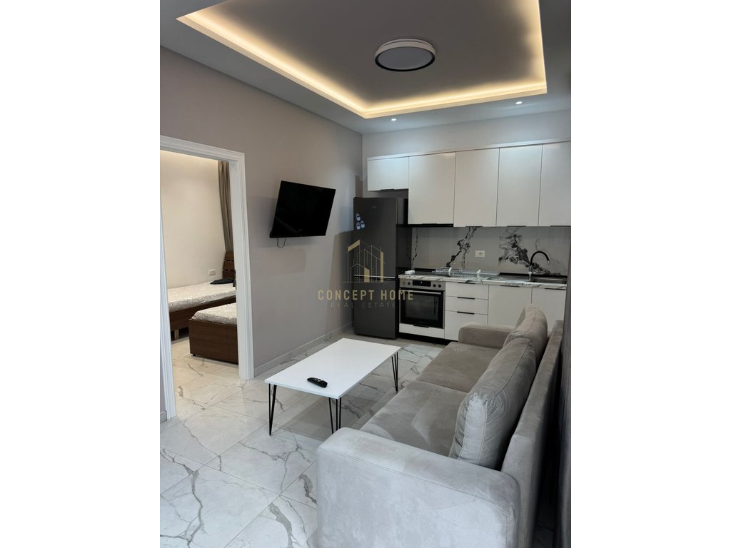 Apartamento 1+1 en alquiler en la calle 5 maji, Tirana