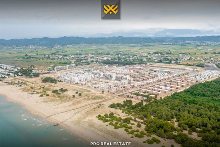 Apartamento duplex 210,2m² à venda em gjiri i lalzit