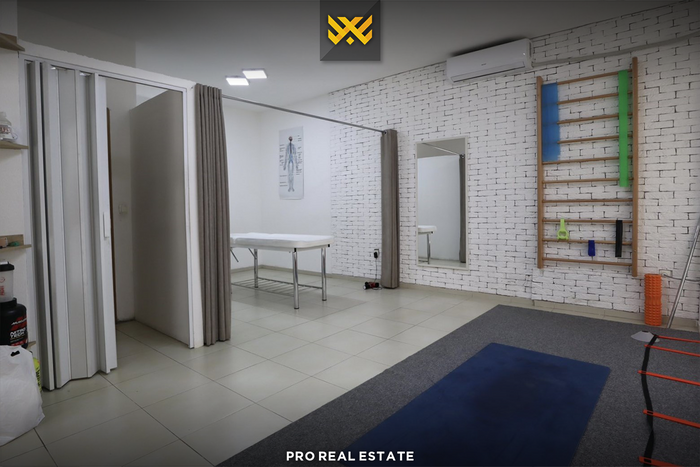 Locale di 41,4m² in vendita nel centro