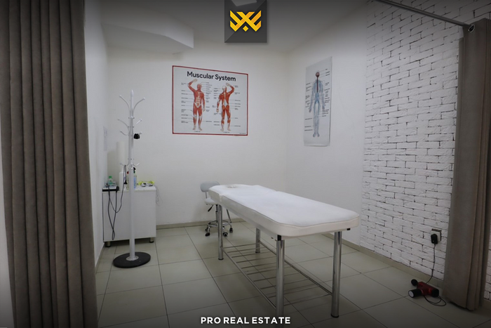 Locale di 41,4m² in vendita nel centro