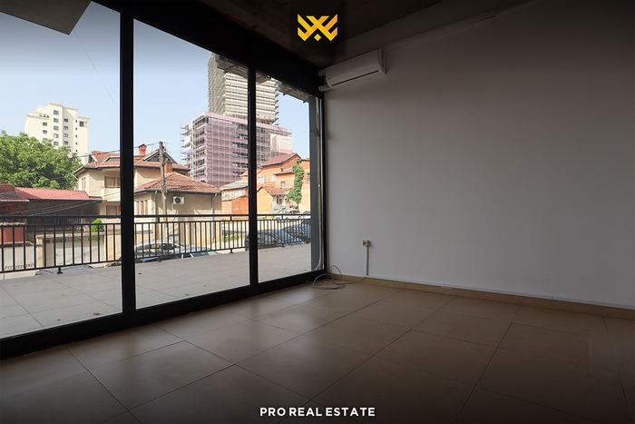 Gewerbefläche - büro 85m² zum #kauf im muhaxherëve-viertel. (2)