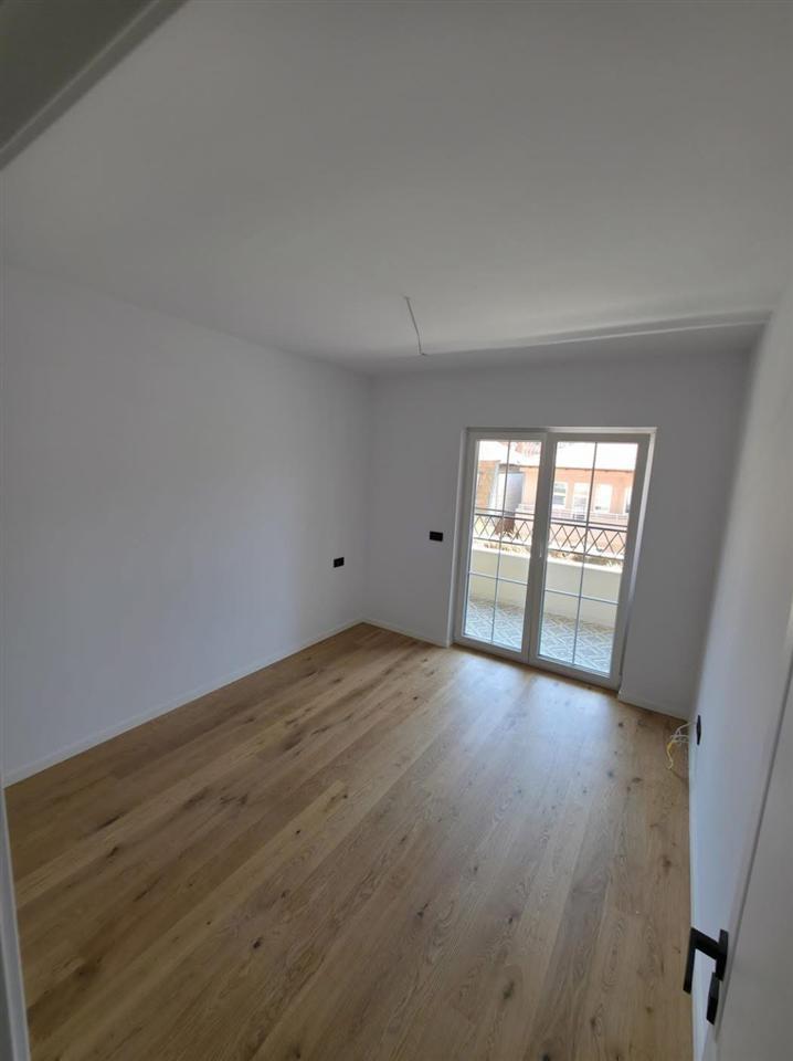 Appartement à louer 1+1 à Bregu i Diellit