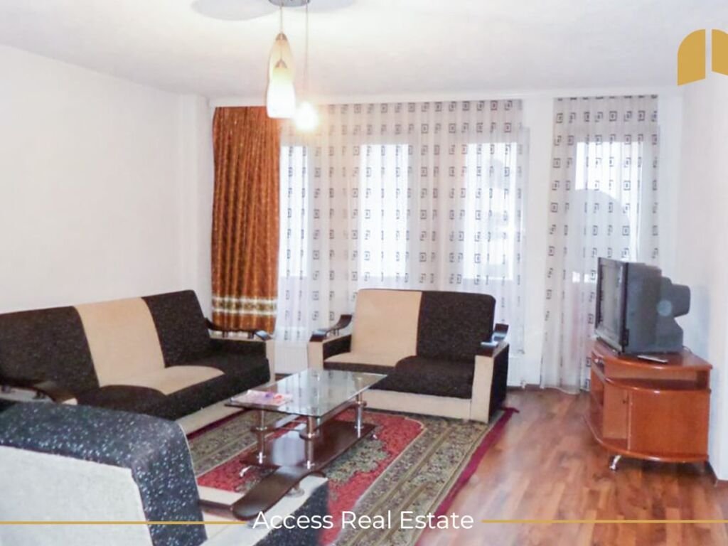 Banesë me qira – 2 dhoma gjumi – Qendër