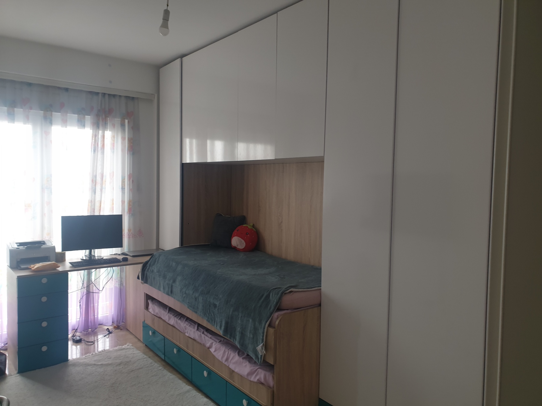 Piso en alquiler 2+1 en Lakrishtë (5)