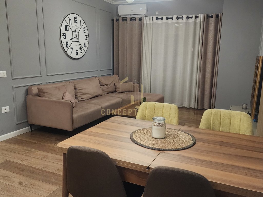 Apartamento 2+1 en alquiler en Astir