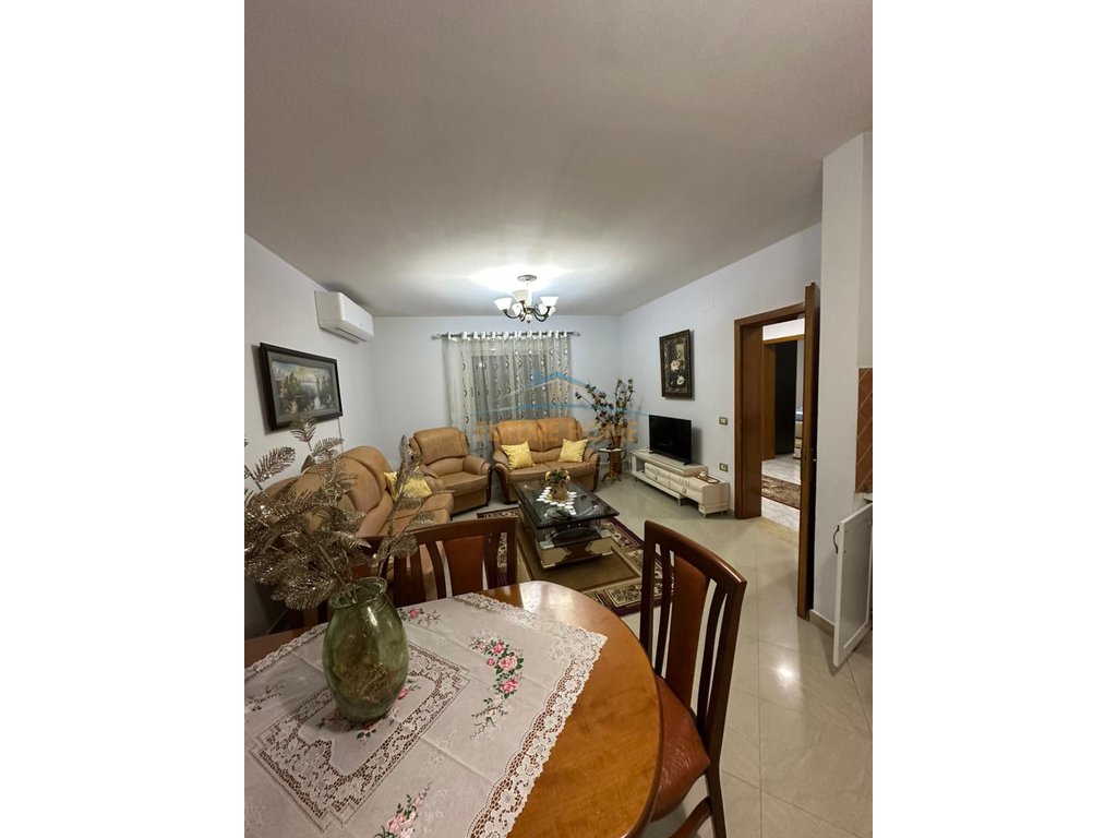 Qera, shtëpi private 2+1, jordan misja,Tiranë