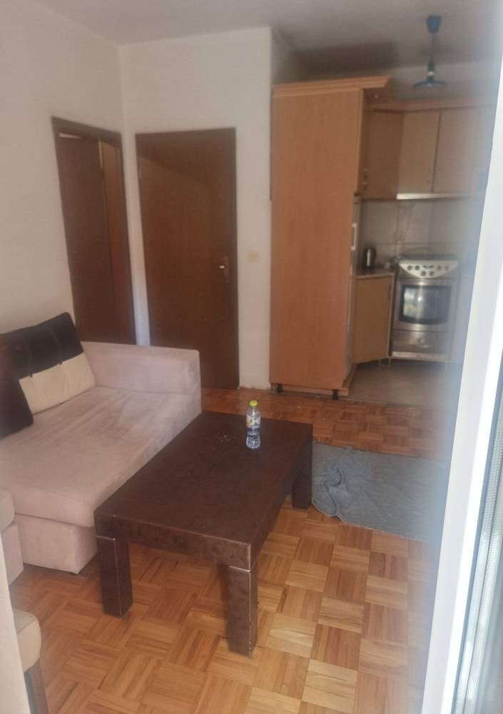 Apartamento para alugar 1+1 no centro