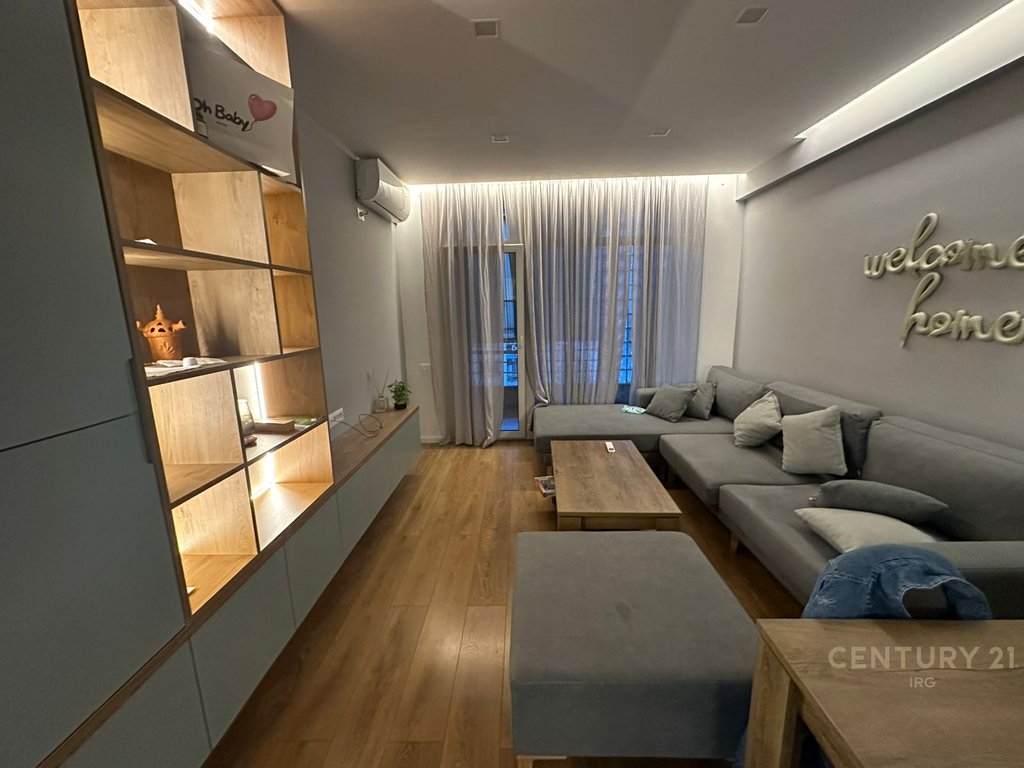 Apartamento 1+1 en el municipio de parisit!