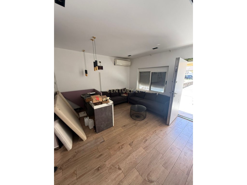 Multifunktionaler raum 4+3 zum verkauf in neues Tirana, 99 m² (2)
