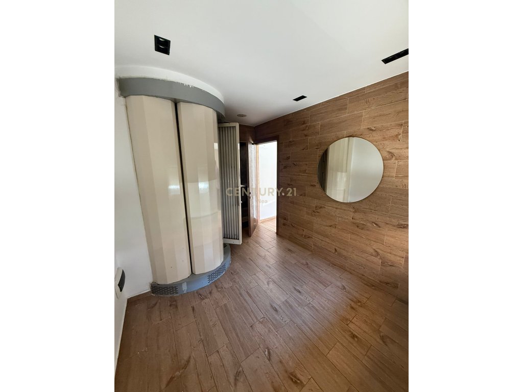 Multifunktionaler raum 4+3 zum verkauf in neues Tirana, 99 m² (4)