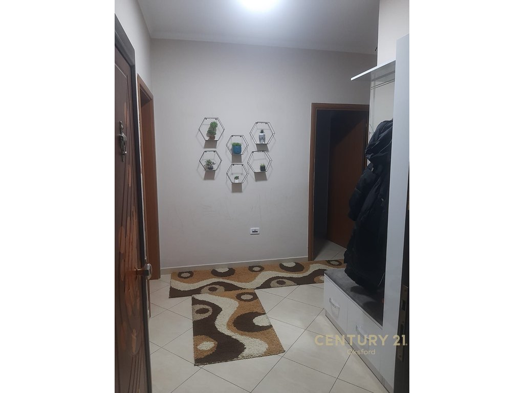 Apartment zu verkaufen 2+1 in treshi ne kamez (8)