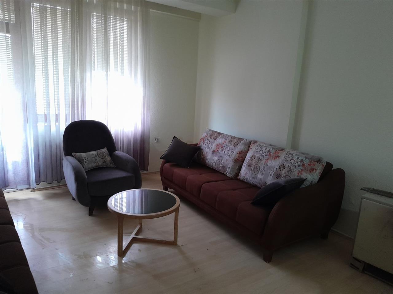 Ein-zimmer-wohnung zu mieten in ulpianë
