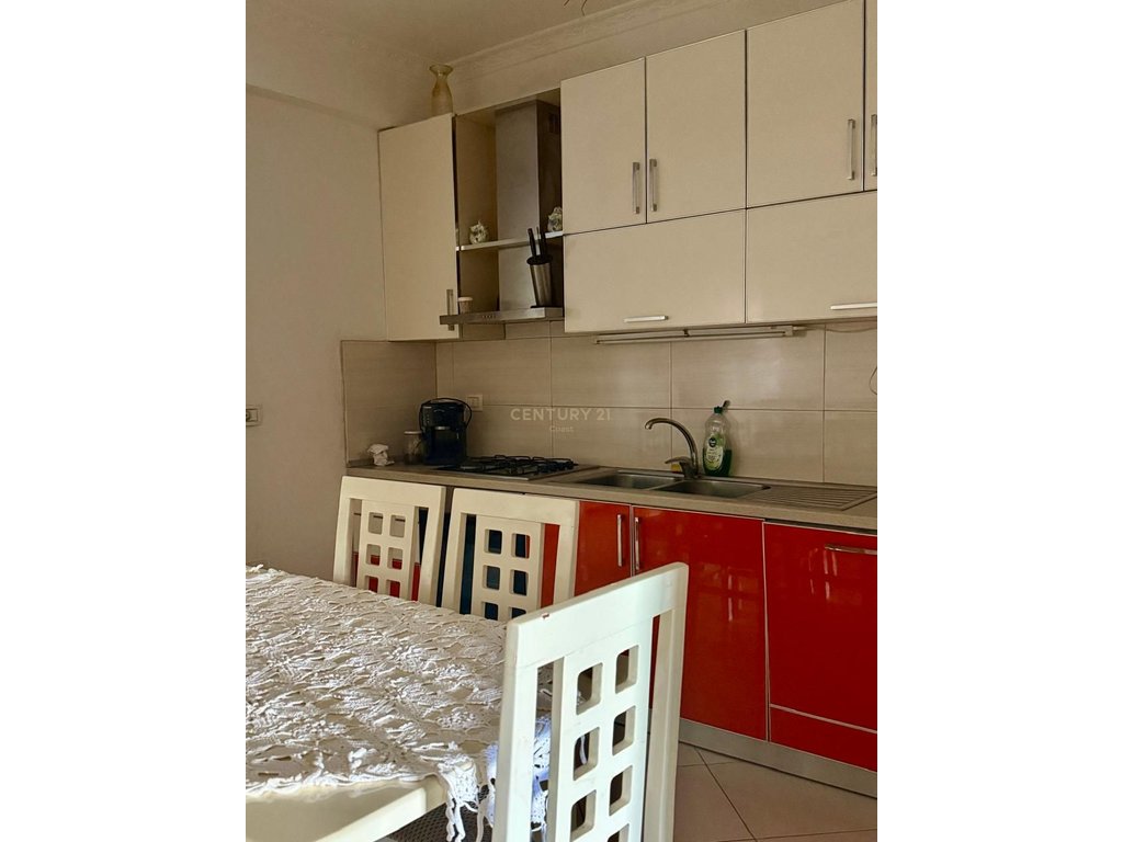 Piso con balcón + plaza de aparcamiento 38m² – Lagjja 24 maj, Vlorë (2)