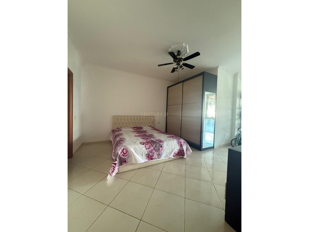 Piso con balcón + plaza de aparcamiento 38m² – Lagjja 24 maj, Vlorë (5)
