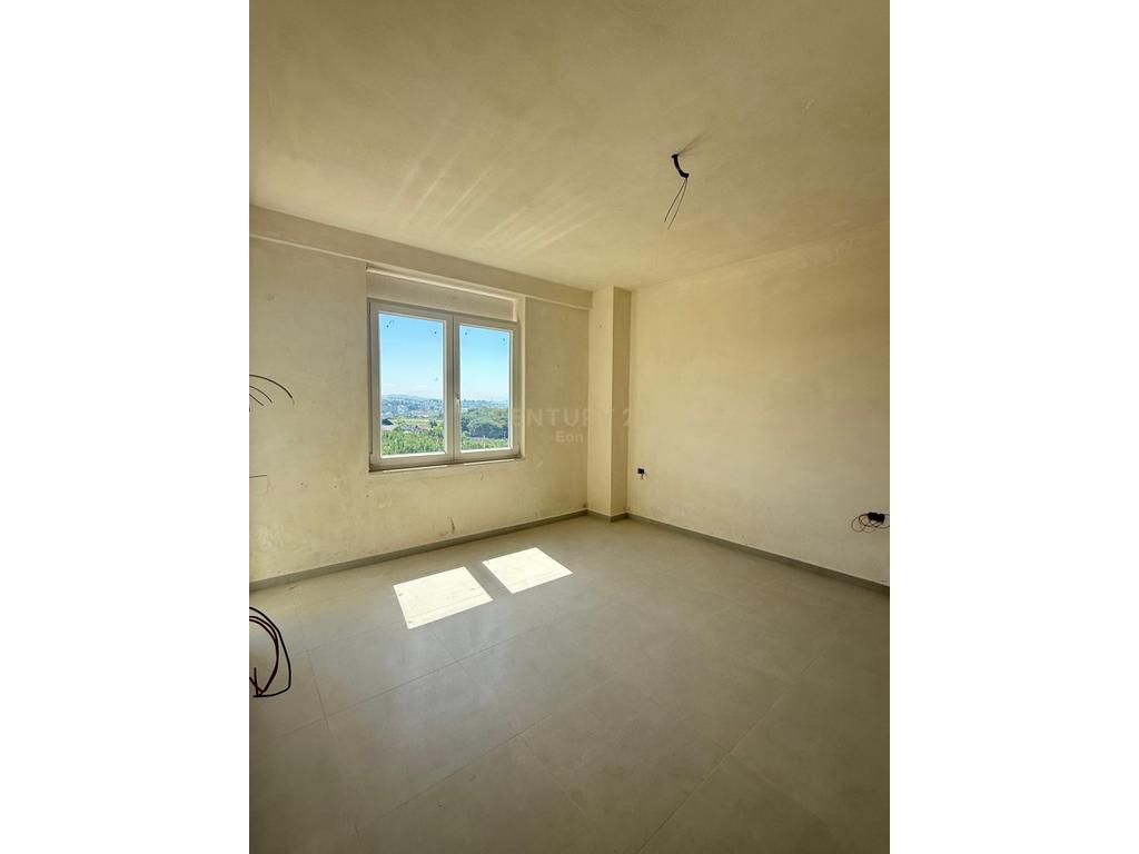 À venda: Super apartamento 1+1 no mali robit!