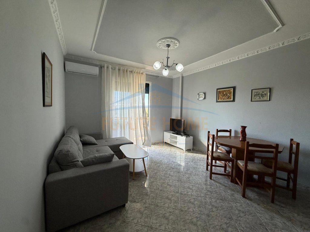 Shitet, apartament 1+1, plazhi iliria, durres.