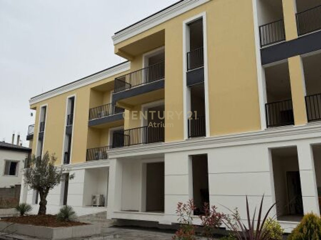 Apartament 2+1 në shitje në rezidencën "Porta E Re", Sauk i vjetër