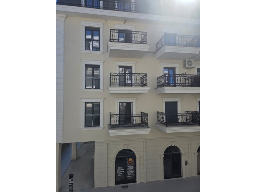 Apartament 2+1 në shitje në rezidencën "Porta E Re", Sauk i vjetër