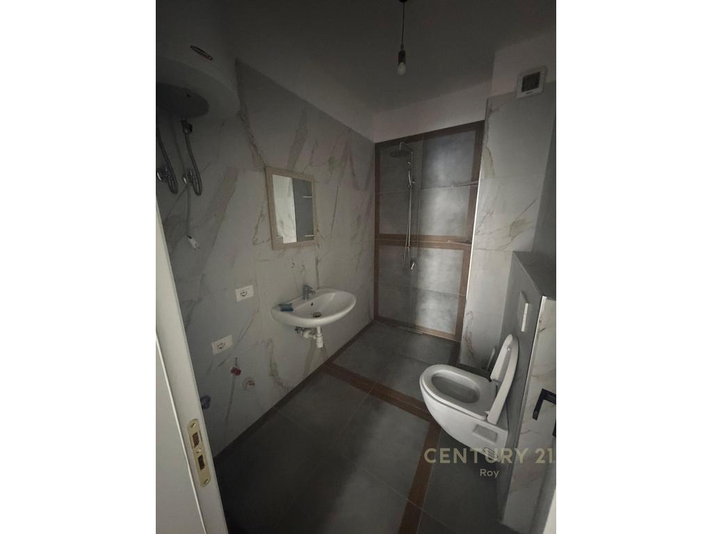 Exclusivo! Apartamento 1+1 à venda em shkembi i kavajes! (5)