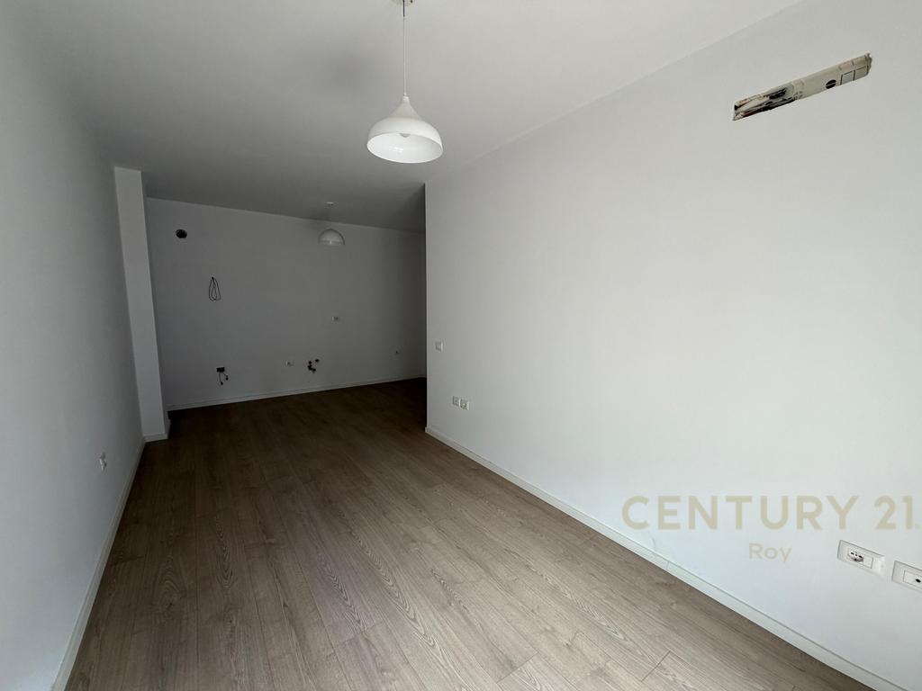 Exclusivo! Apartamento 1+1 à venda em shkembi i kavajes!