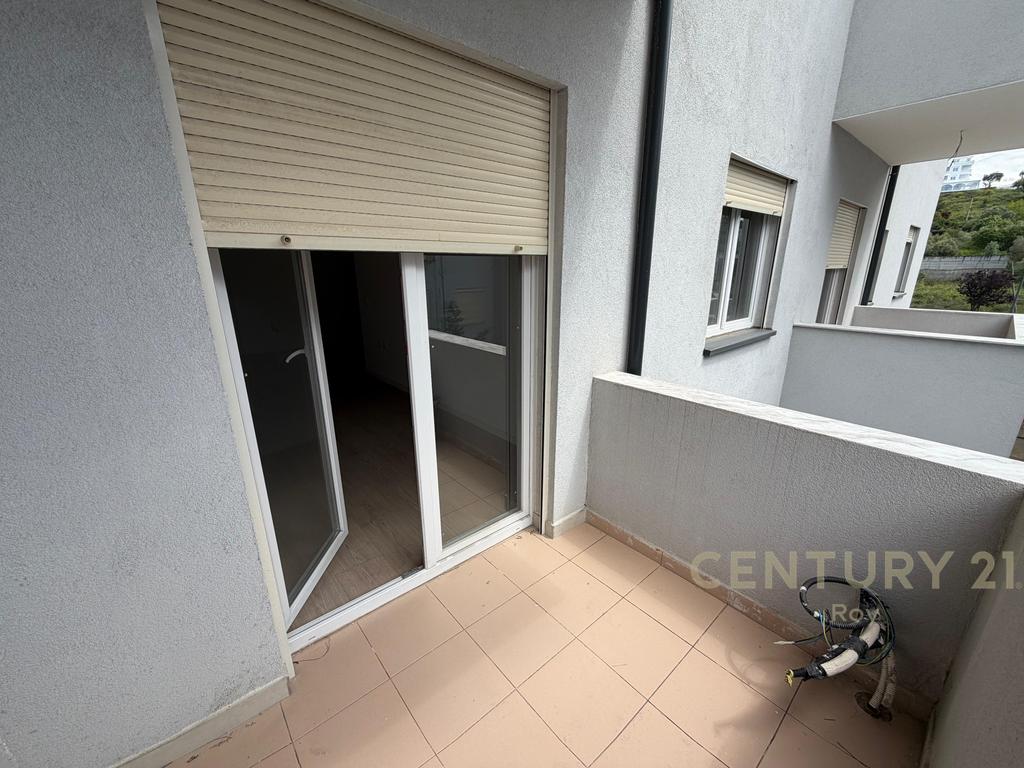 Exclusivo! Apartamento 1+1 à venda em shkembi i kavajes! (2)