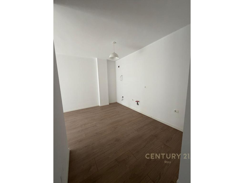 Exclusivo! Apartamento 1+1 à venda em shkembi i kavajes! (4)