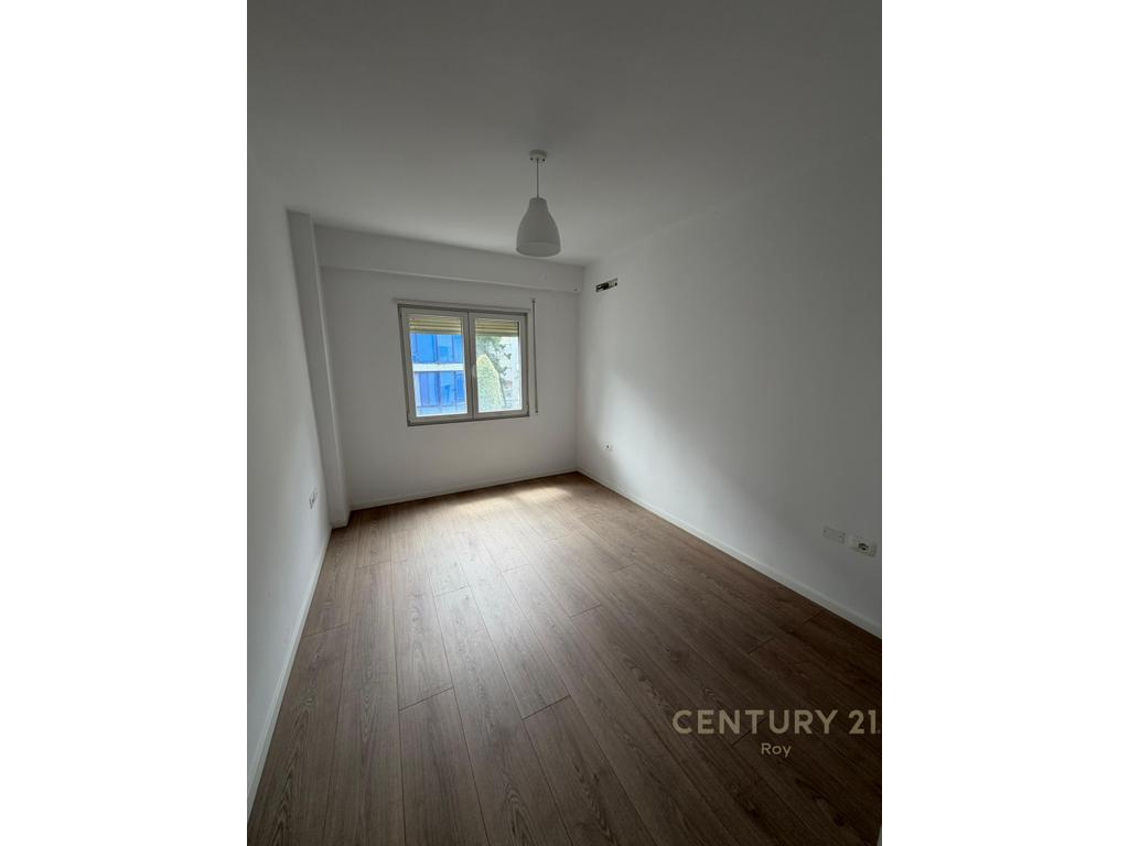 Exclusivo! Apartamento 1+1 à venda em shkembi i kavajes! (5)