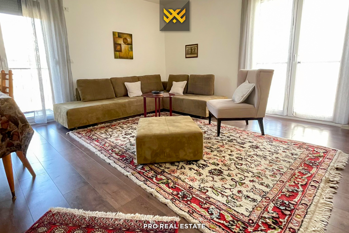 Appartement 92m² à louer à Prishtina e Re