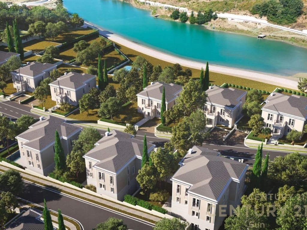 Exclusive villas for sale in the (8)